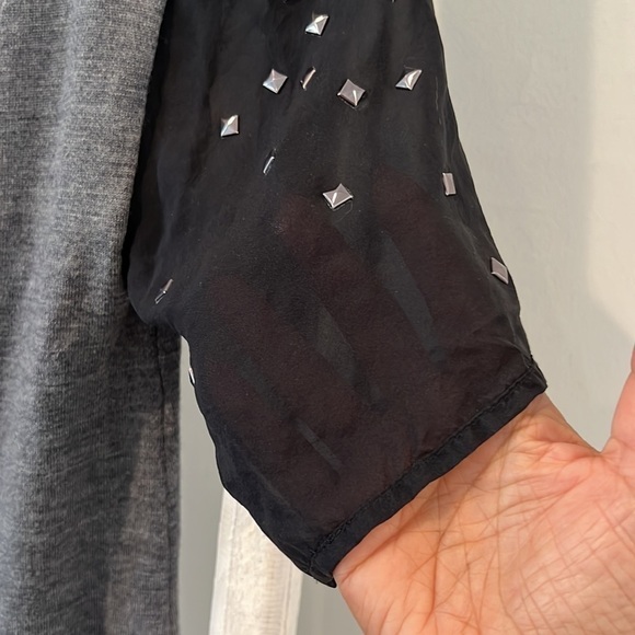 Nanette Lepore V-neck sweater with studded chiffon sleeves size XS - Picture 4 of 8